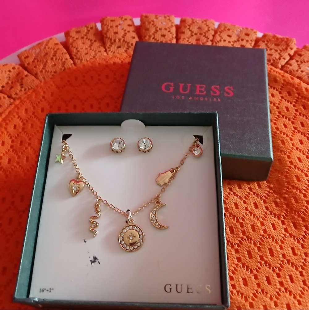🔥NIB 2pc SET MULTI CHARM PENDANT NECKLACE & EARRINGS & FREE GIFT - Picture 6 of 8